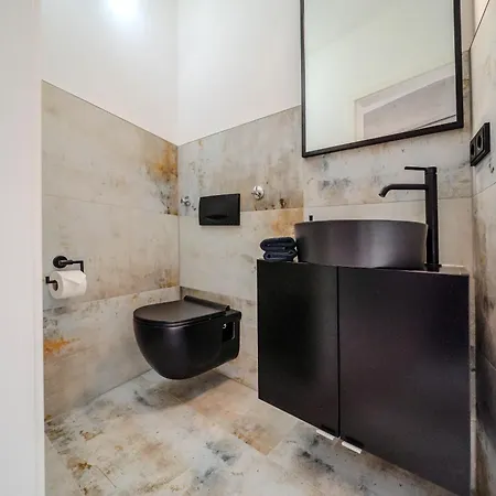 Prime Loft 23 - Hotelturm I En-suite Badezimmer I Panoramablick * Augsburg